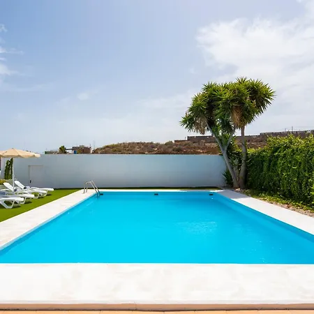 Vakantiehuis Private House With Pool & Garden Güimar