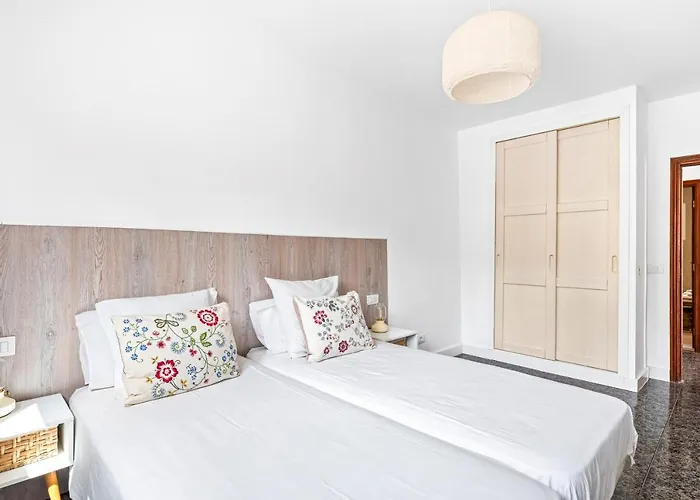 Ferienhaus Private House With Pool & Garden