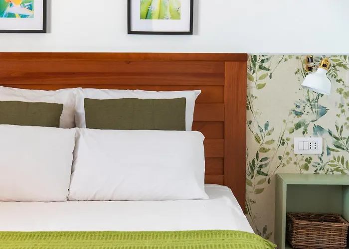 Private House With Pool & Garden *