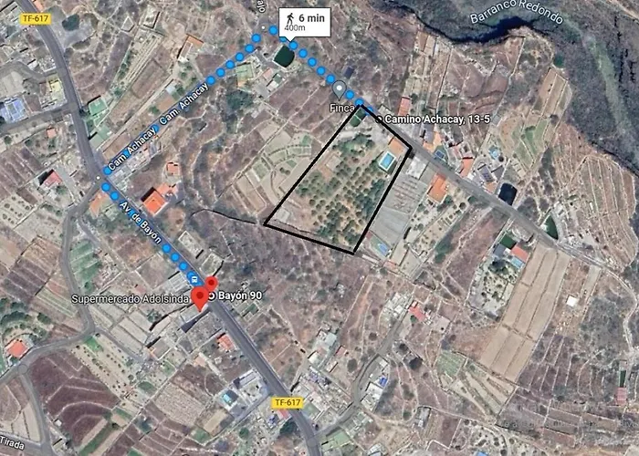 Private House With Pool & Garden Hébergement de vacances *